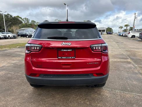 Used 2018 Jeep Compass Limited w/ Safe & Security Group image 4