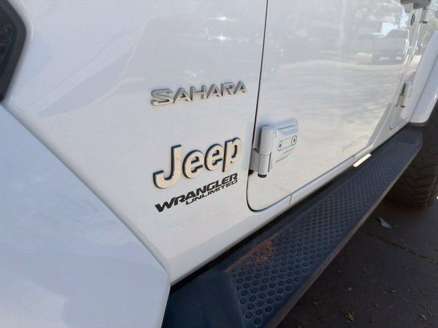 Used 2020 Jeep Wrangler Unlimited Sahara w/ Uconnect 4C Nav & Sound Group AWD/4WD image 11