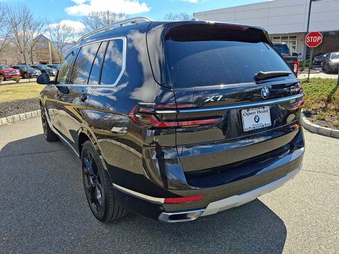 Used 2026 BMW X7 xDrive40i w/ Executive Package image 5