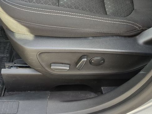 Used 2023 Ford Escape Active image 20