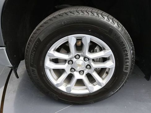 Used 2023 Chevrolet Silverado 1500 LT AWD/4WD image 21