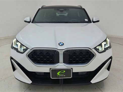 Used 2025 BMW X2 xDrive28i image 13