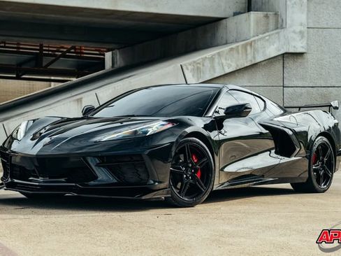 Used 2020 Chevrolet Corvette Stingray Coupe w/ Battery Protection Package RWD image 32