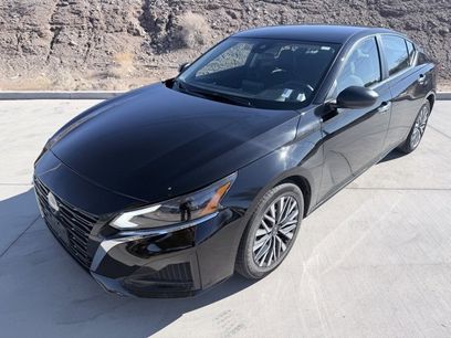 Used 2024 Nissan Altima 2.5 SV