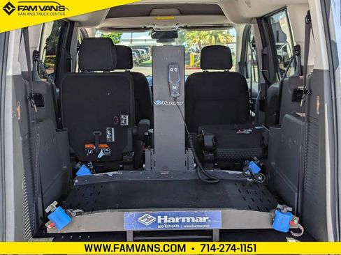Used 2020 Ford Transit Connect XLT FWD image 15