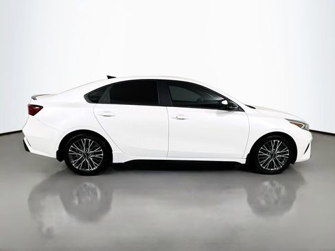 Used 2024 Kia Forte GT-Line w/ GT-Line Premium Package FWD image 7
