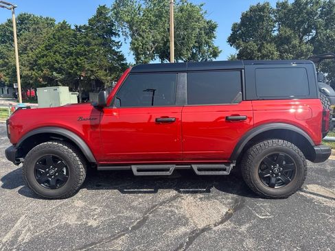 Used 2024 Ford Bronco Black Diamond AWD/4WD image 7