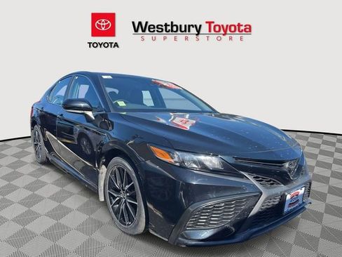 Certified 2023 Toyota Camry SE w/ Cold Weather Package image 1