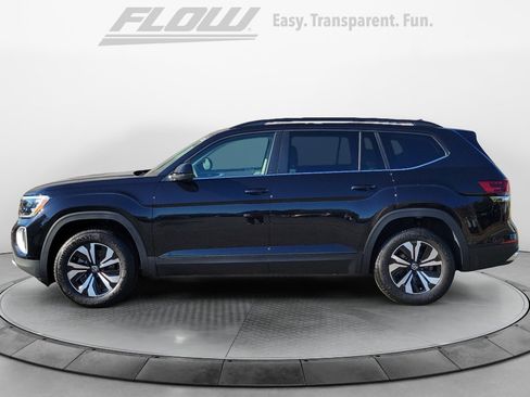 New 2026 Volkswagen Atlas SE image 4