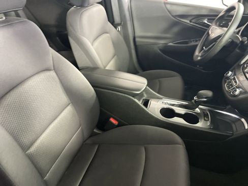 Used 2024 Chevrolet Malibu LT image 26
