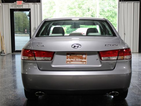 Used 2006 Hyundai Sonata GLS FWD image 4