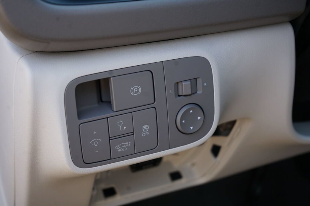 Certified 2025 Hyundai Ioniq 6 SEL RWD image 13