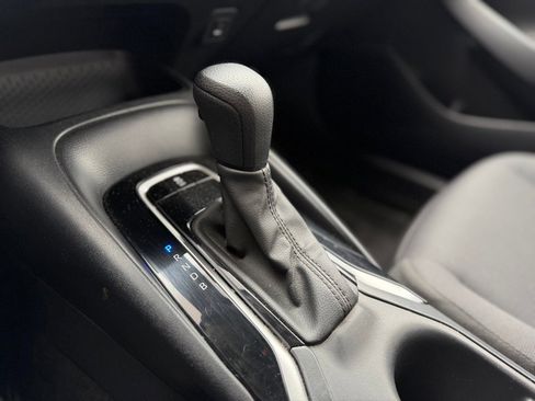 Used 2024 Toyota Corolla LE image 23