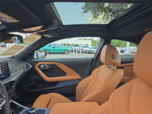 Used 2025 BMW 230i Coupe RWD image 24