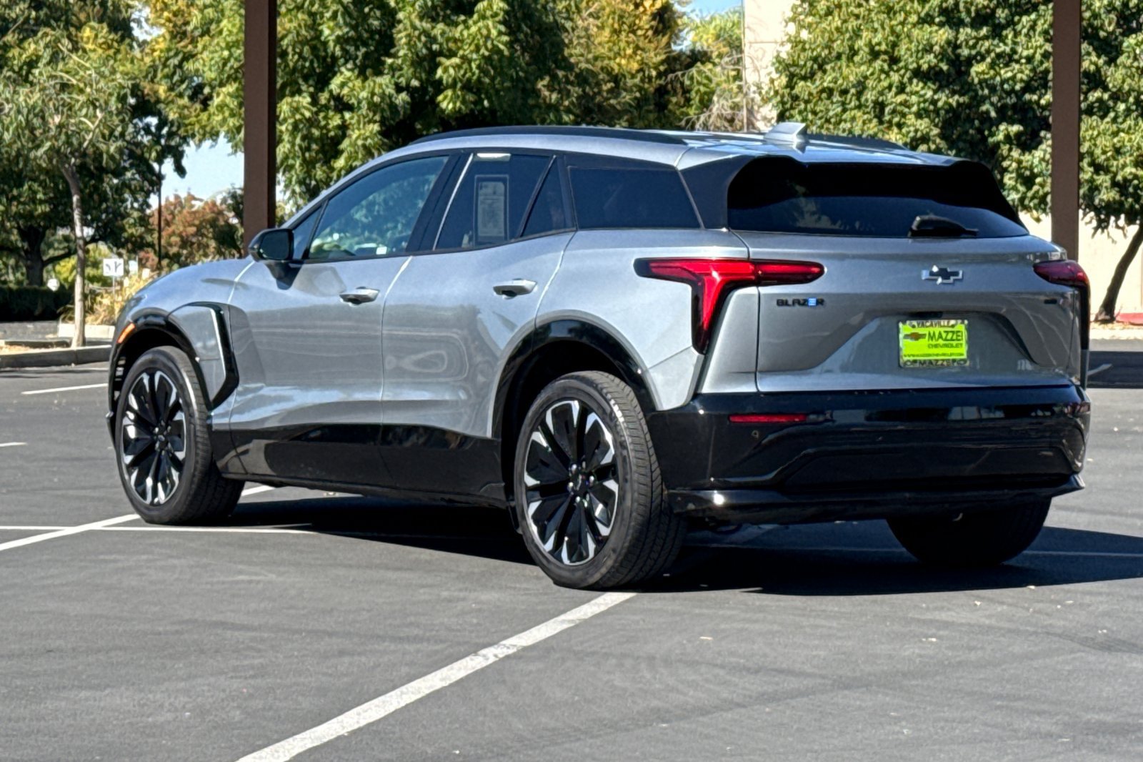 Used 2024 Chevrolet Blazer EV RS AWD/4WD image 3