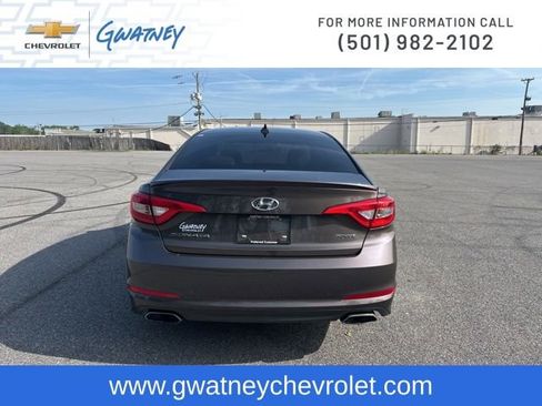 Used 2017 Hyundai Sonata Sport image 6