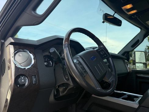 Used 2014 Ford F250 Platinum AWD/4WD image 16