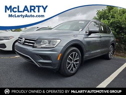 Used 2019 Volkswagen Tiguan SE w/ Panoramic Sunroof Package