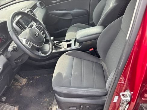 Used 2020 Kia Sorento S FWD image 5
