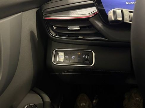 New 2026 Buick Enclave Sport Touring w/ Power Package image 18