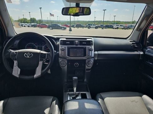 Used 2016 Toyota 4Runner SR5 Premium RWD image 26