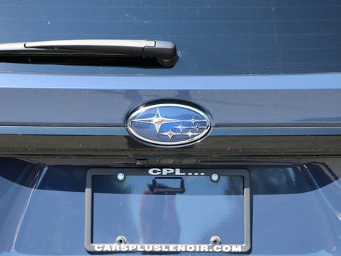 Used 2025 Subaru Ascent Onyx Edition w/ Onyx Package AWD/4WD image 5
