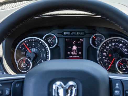 New 2026 RAM 3500 Big Horn AWD/4WD image 29