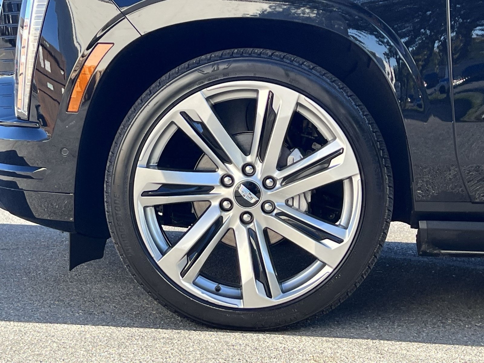 Used 2026 Cadillac Escalade Platinum Sport AWD/4WD image 11