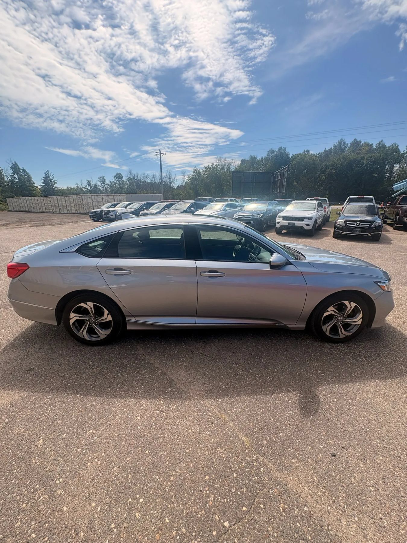 Used 2019 Honda Accord EX image 4