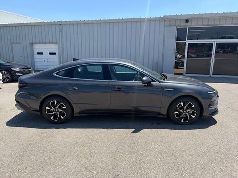 Used 2024 Hyundai Sonata SEL FWD image 7