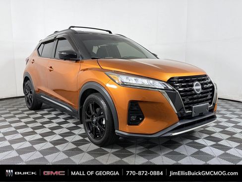 Used 2023 Nissan Kicks SR FWD image 1