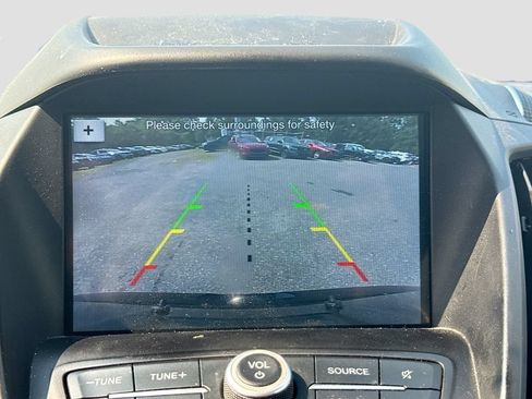 Used 2019 Ford Escape SE AWD/4WD image 14