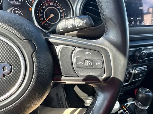 Used 2022 Jeep Wrangler Unlimited Sport AWD/4WD image 21