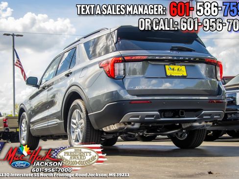 New 2026 Ford Explorer Active w/ Active Comfort Package RWD image 5