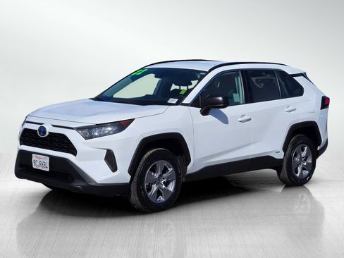 Used 2022 Toyota RAV4 LE AWD/4WD image 8