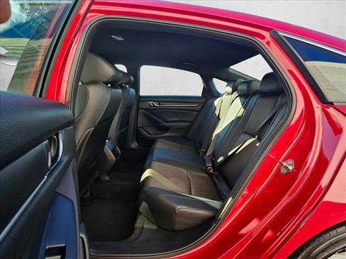 Used 2019 Honda Accord Sport image 12