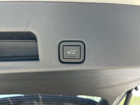 New 2026 Chevrolet Traverse LT w/ Sun and Wheel Package image 14