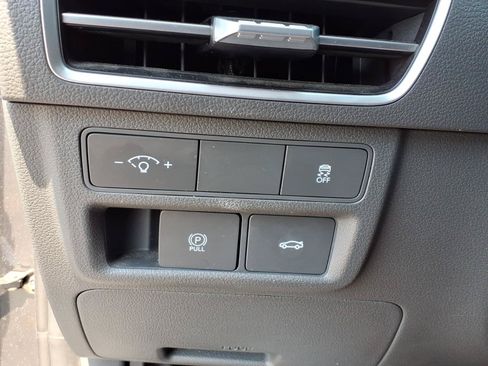 Used 2025 Hyundai Sonata SEL FWD image 7