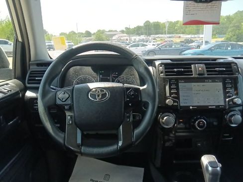 Used 2024 Toyota 4Runner TRD Off-Road AWD/4WD image 26
