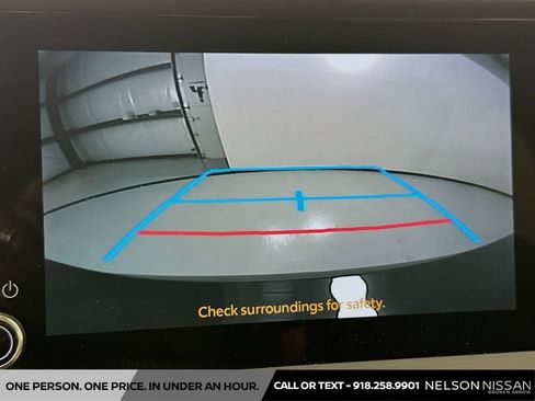 Used 2024 Toyota Prius XLE FWD image 14