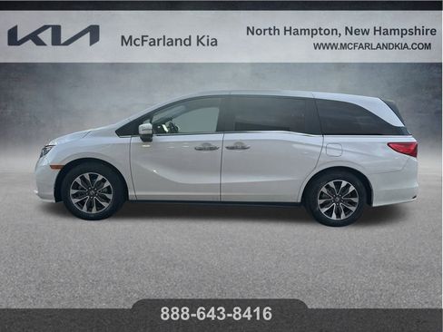 Used 2023 Honda Odyssey EX-L image 3