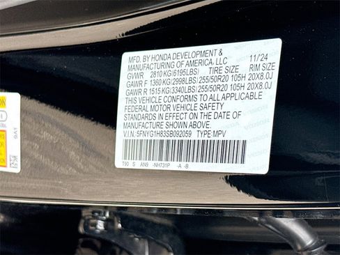 Used 2025 Honda Pilot Elite image 36