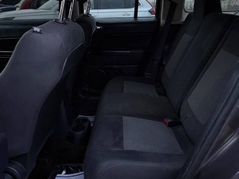 Used 2015 Jeep Patriot Latitude image 9