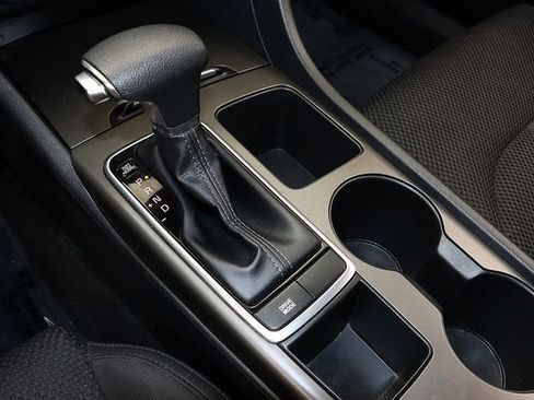 Used 2020 Kia Optima LX image 19