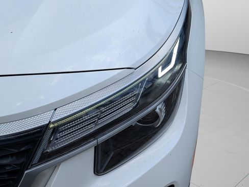 Certified 2021 Kia Seltos EX image 76