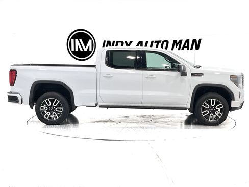 Used 2022 GMC Sierra 1500 AT4 w/ AT4 Premium Package AWD/4WD image 3