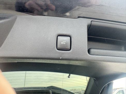 Used 2024 Ford Escape ST-Line image 26