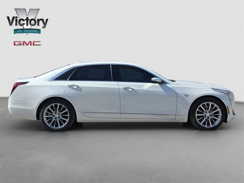 Used 2017 Cadillac CT6 Luxury image 21