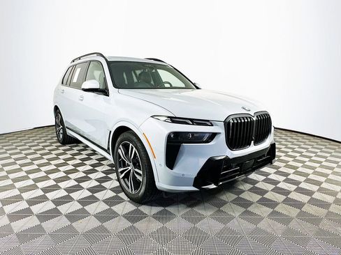 Used 2023 BMW X7 xDrive40i w/ Executive Package AWD/4WD image 1