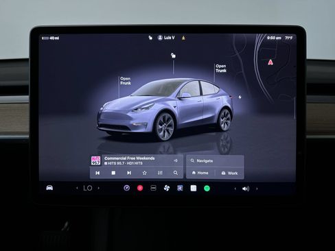 Used 2025 Tesla Model Y Long Range AWD/4WD image 18